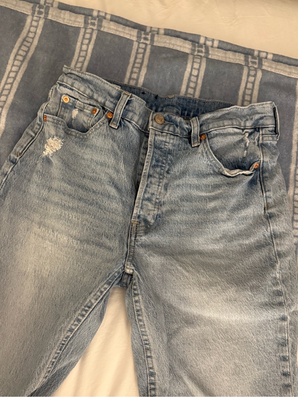 Womens Gap jeans - Picture 2 of 5